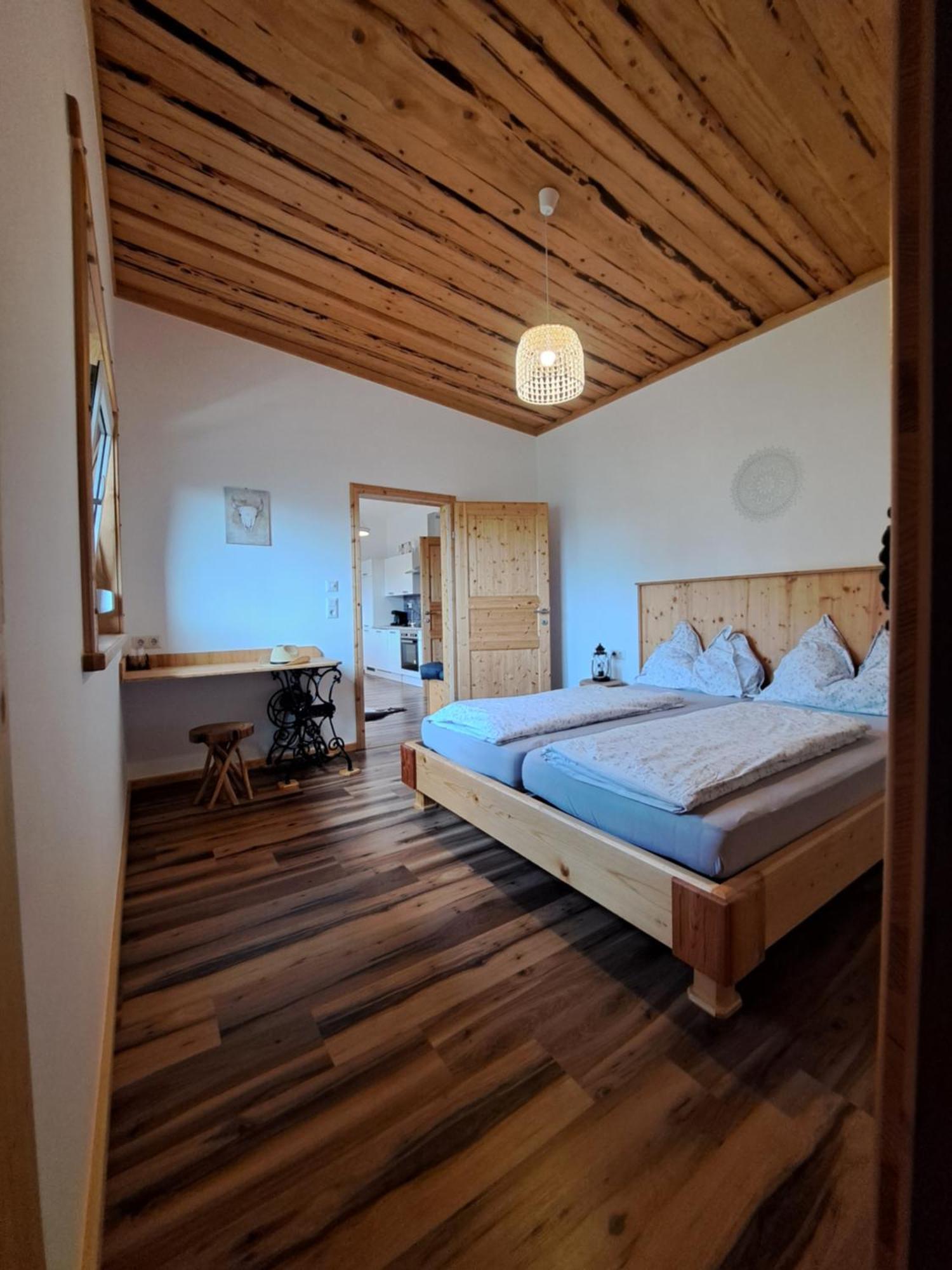Erlebnisbauernhof Gutschi Ranch Kamp Habitación foto